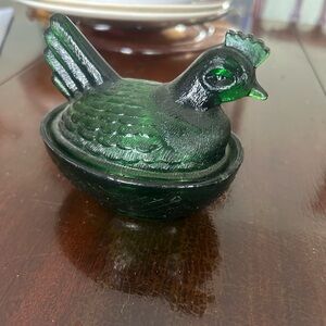 VTG Glass Hen in Nest